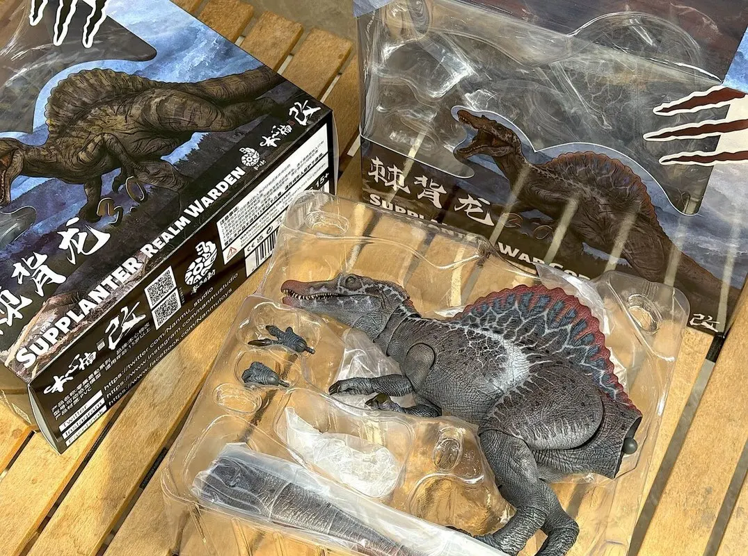 ของเล่นสะสมไดโนเสาร์สปิโนซอรัส - Model Kit Dinosaur Bandai บทวิจารณ์และราคา